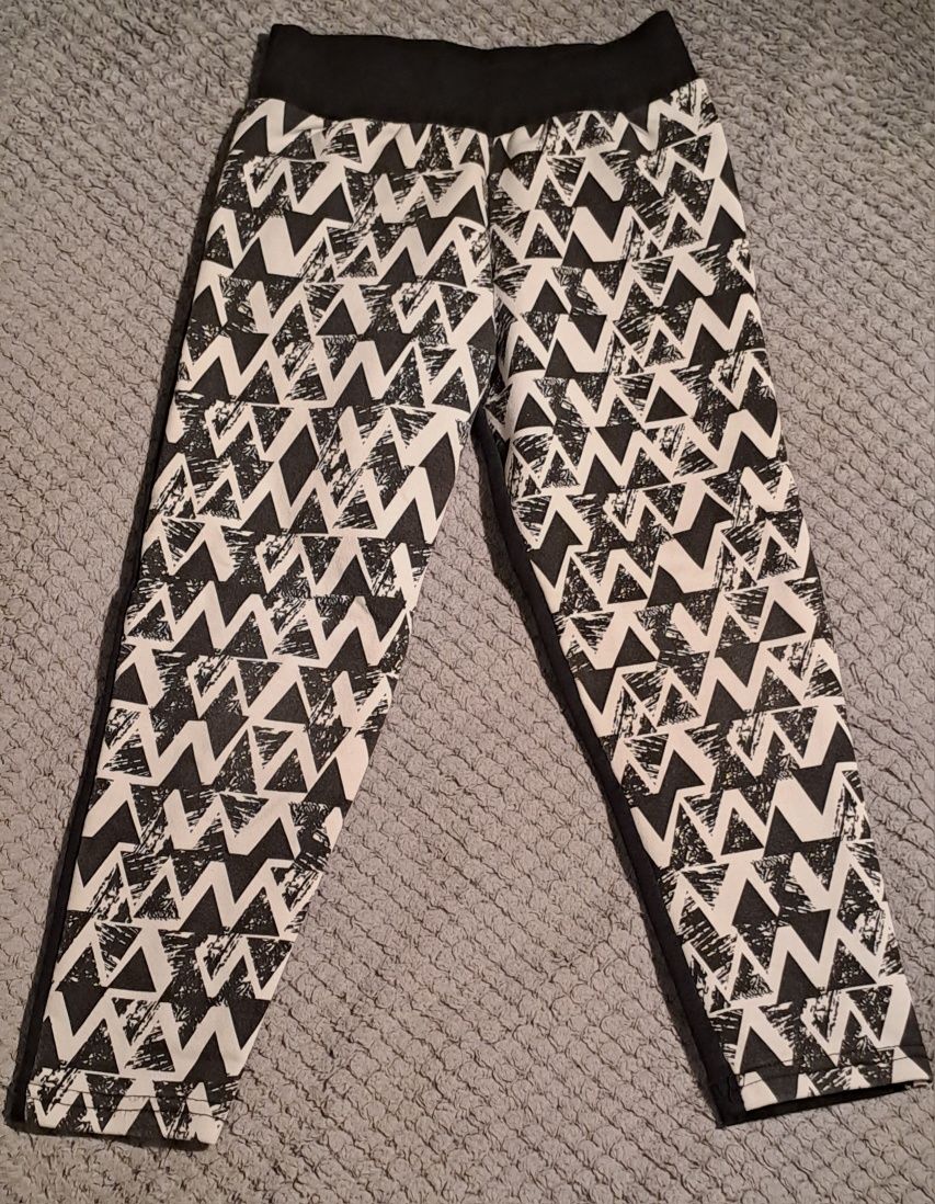 Legginsy dla dziewczynki r. 104 cm