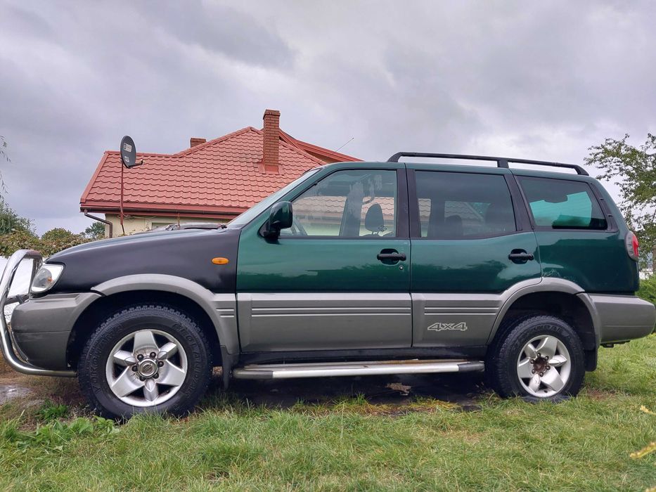 Nissan Terrano II 2002r 2953ccm diesel 229000km ZIELONO-CZARNY