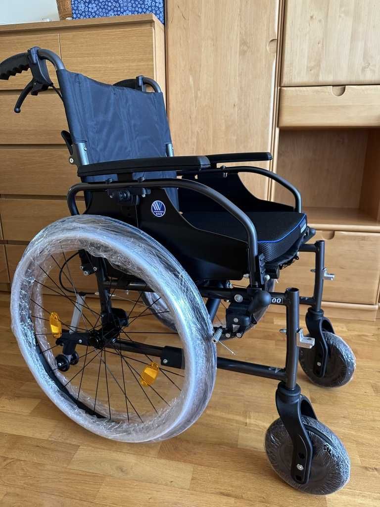 Sprzedam wózek inwalidzki Vermeiren D200P