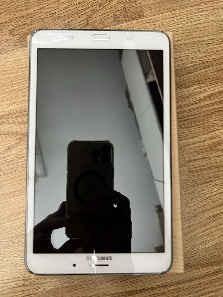 Tablet Samsung GALAXY Tab 4, 16 GB, 8.0”