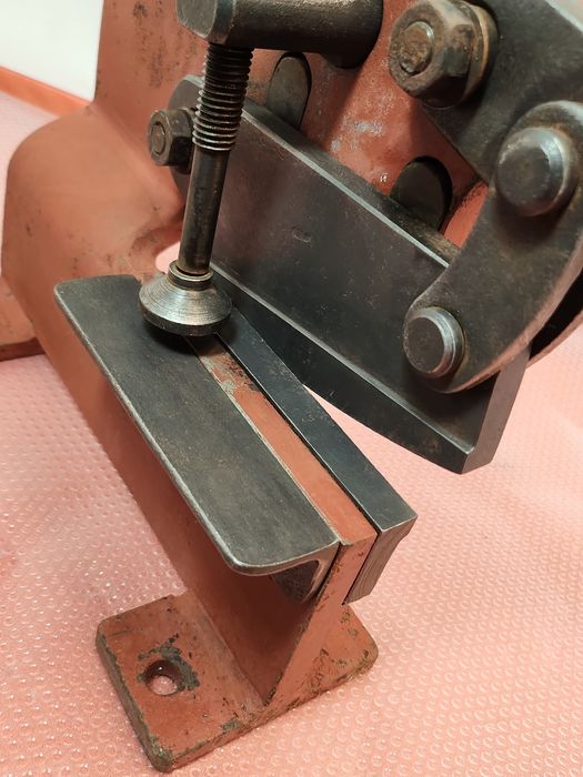 Nowa ręczna gilotyna dźwigniowa do cięcia blachy