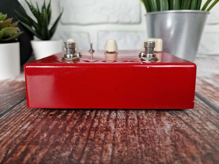 Vox Satchurator - Distortion, sygnatura Joe Satrianiego!