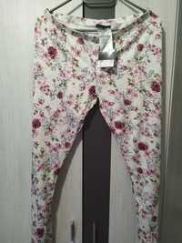 Legginsy w kwiaty r.Xl NOWE