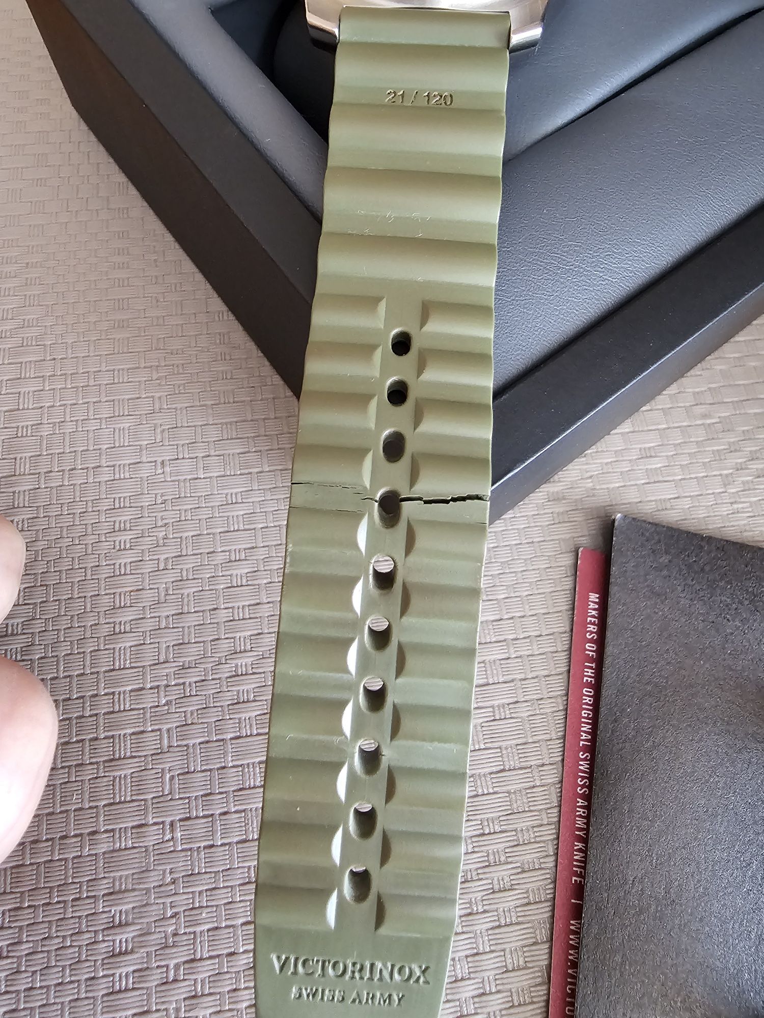Часы Victorinox Swiss Army I.N.O.X