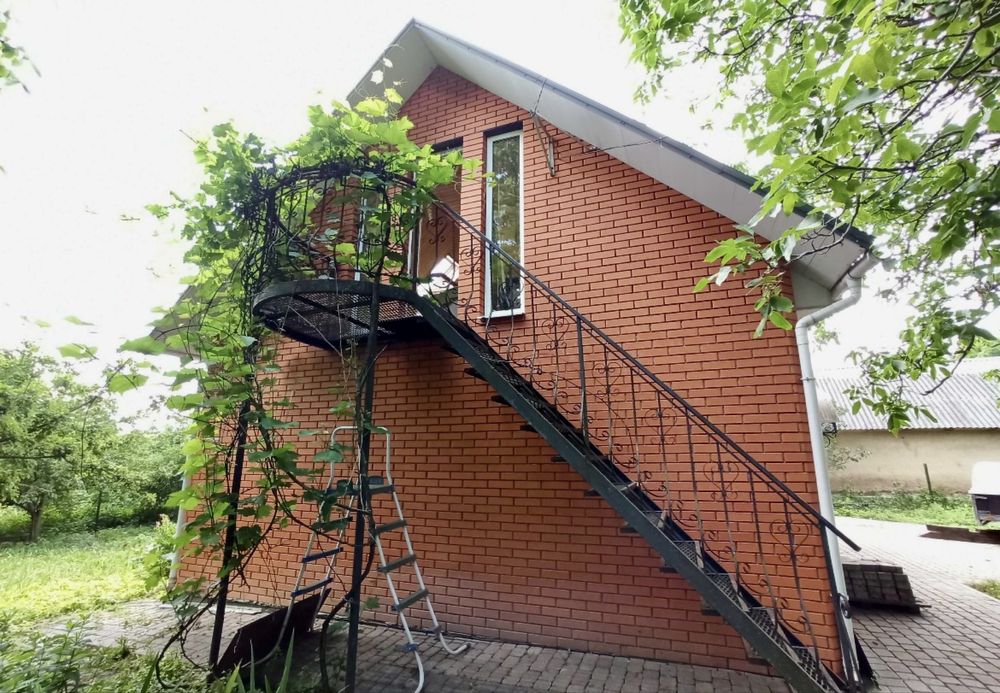 Продаж будинку! Можна жити або ідеальний варіант під дачу !