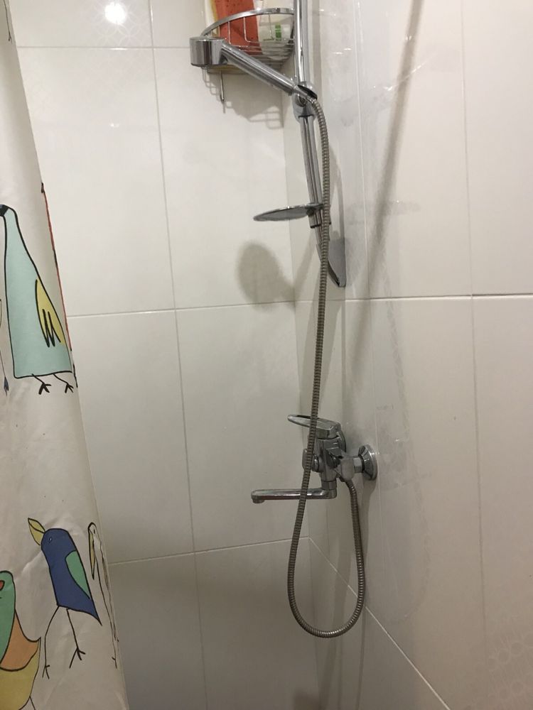 Свою  2/2 кв. Р-н Конного рынка новый ремонтом