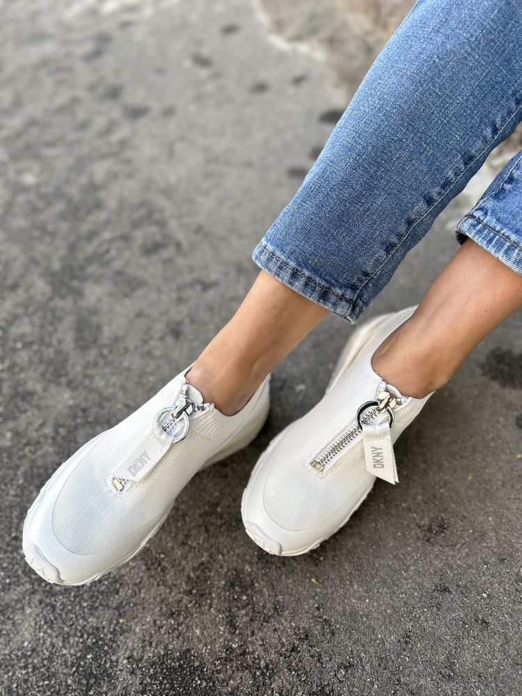 Кросівки DKNY 36  38,5-39