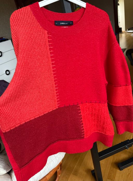 Яскравий червоний оверсайз печворк светр zara вʼязаний