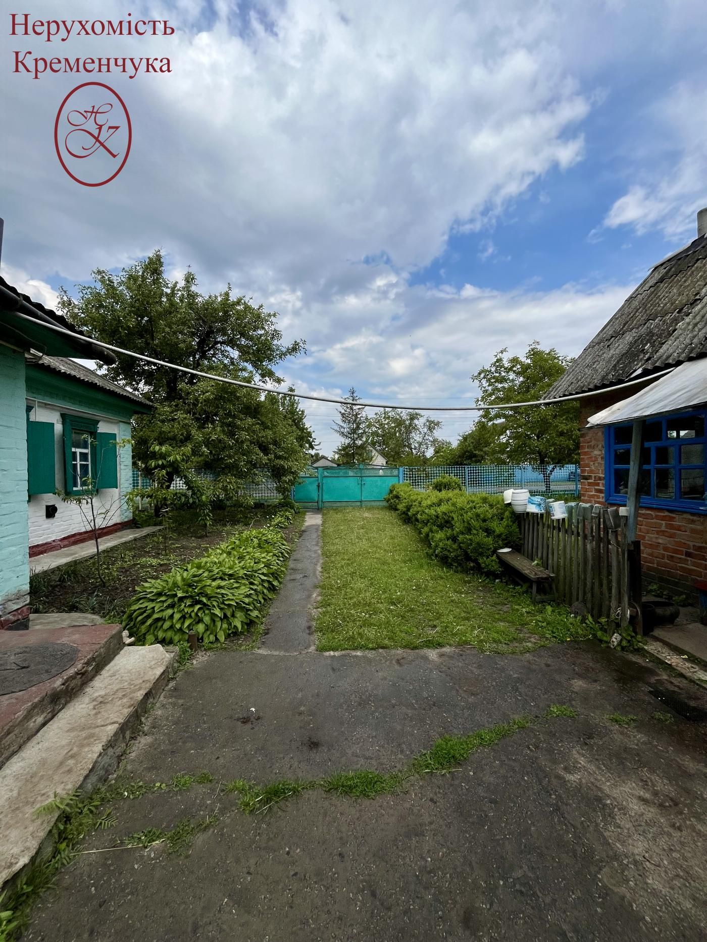 Продаж будинка в селі Ялинці або обмін  на 1 кімнатну