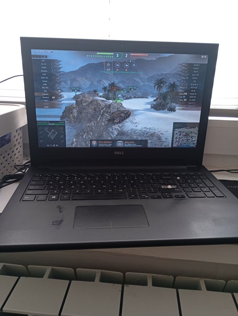 Dell Inspirion 15, intel i5/8ggb ram/invadia 2ggb