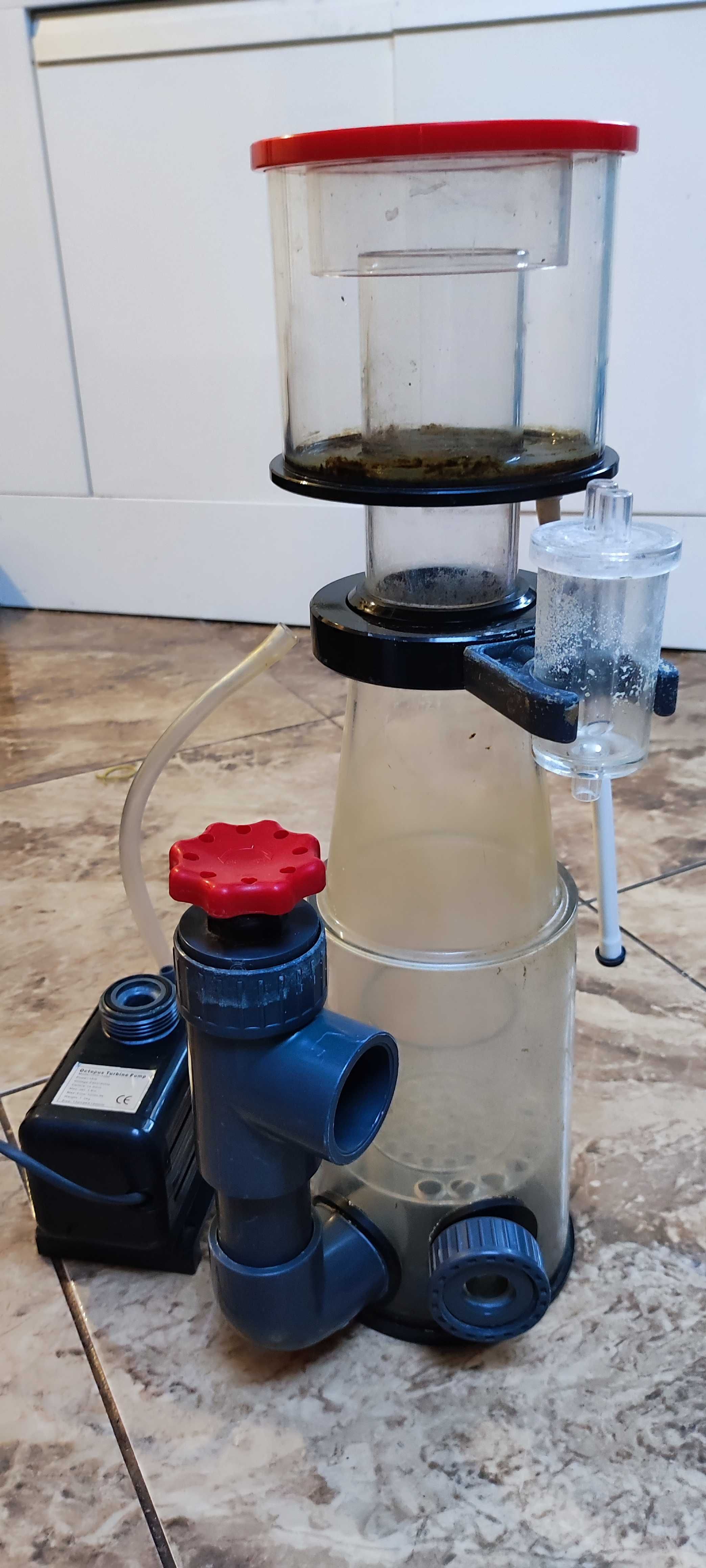 Odpieniacz białek Reef Octopus z pompą OTP1000