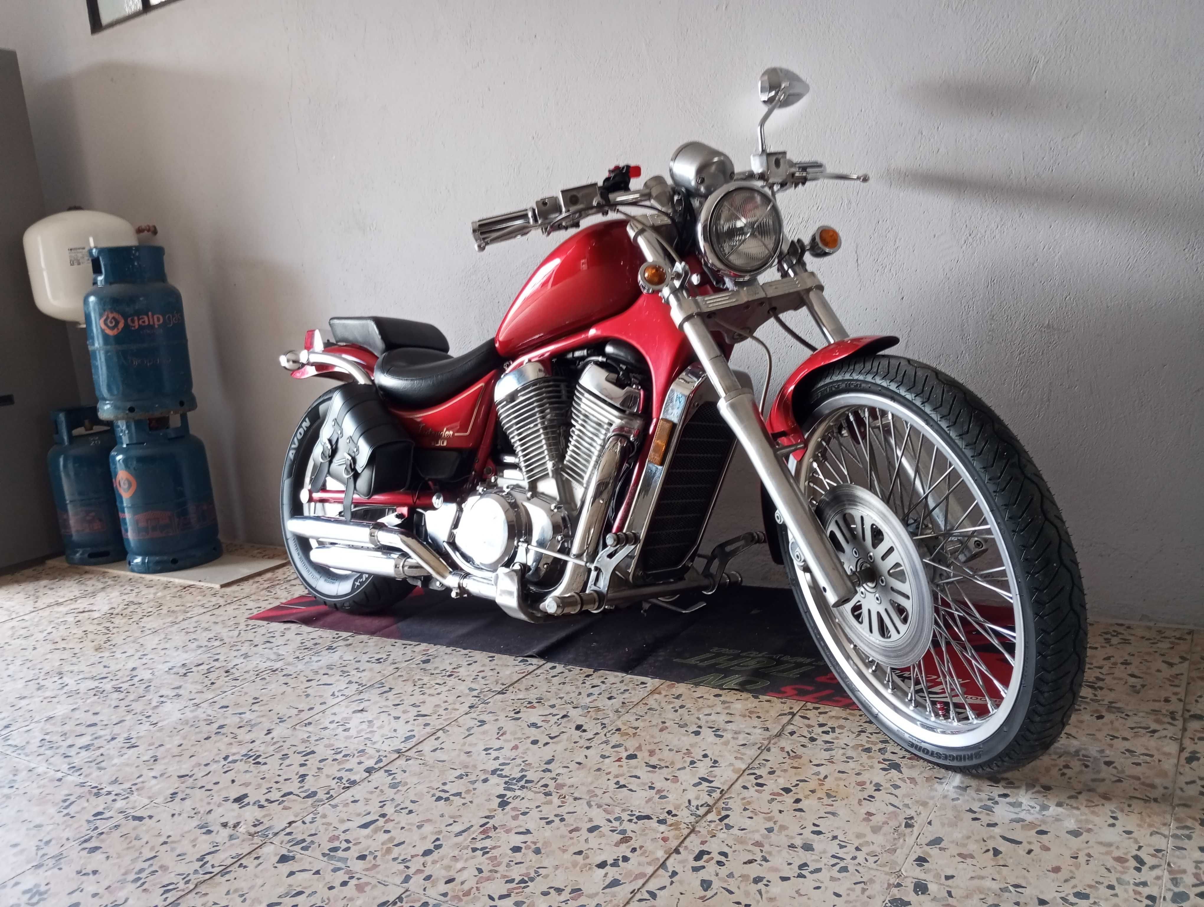 Suzuki VS 800 GLP
