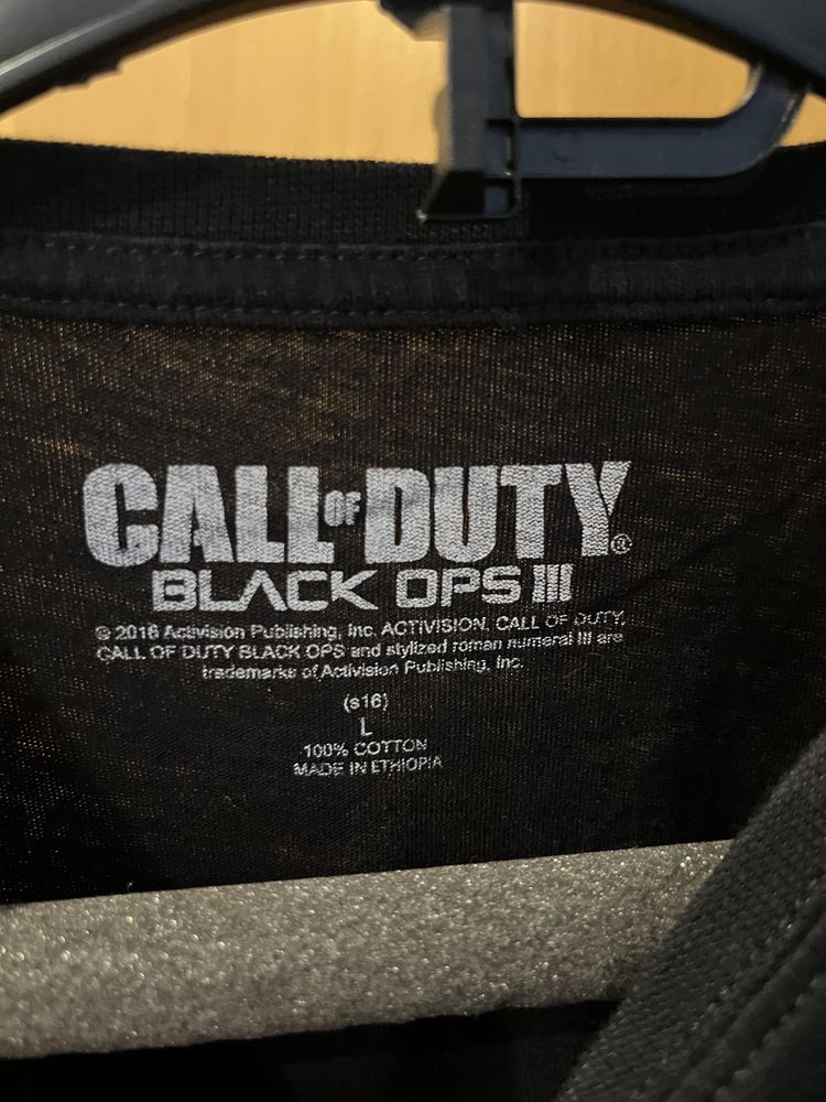 Camisola “Call of Duty: Black Ops III”