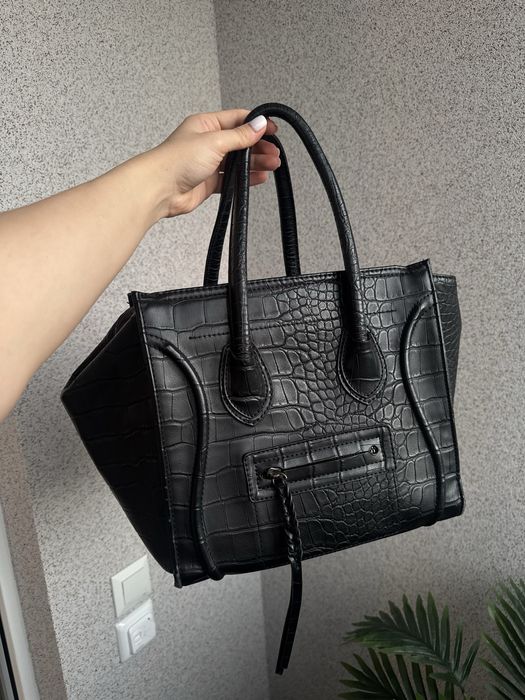 Большая черная сумка велика чорна сумка