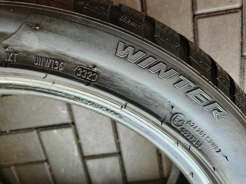 275/40 103V R18 PIRELLI Sottozero 3 MO 5.5mm 2023r Zimowe Opony 2szt