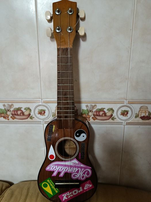 Cavaquinho em bom estado