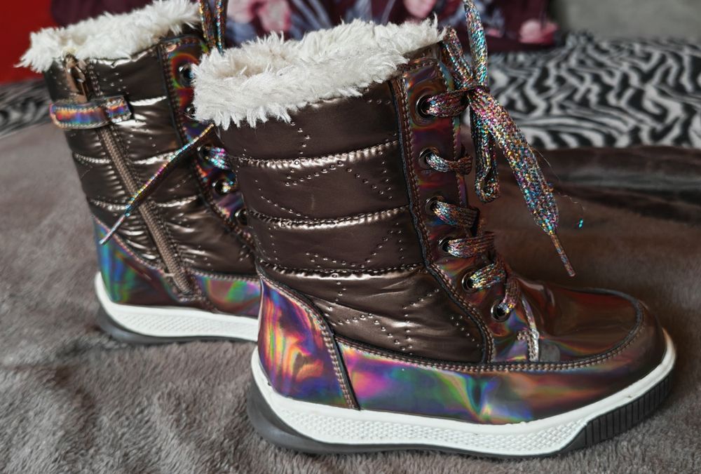 Buty dla dziewczynki