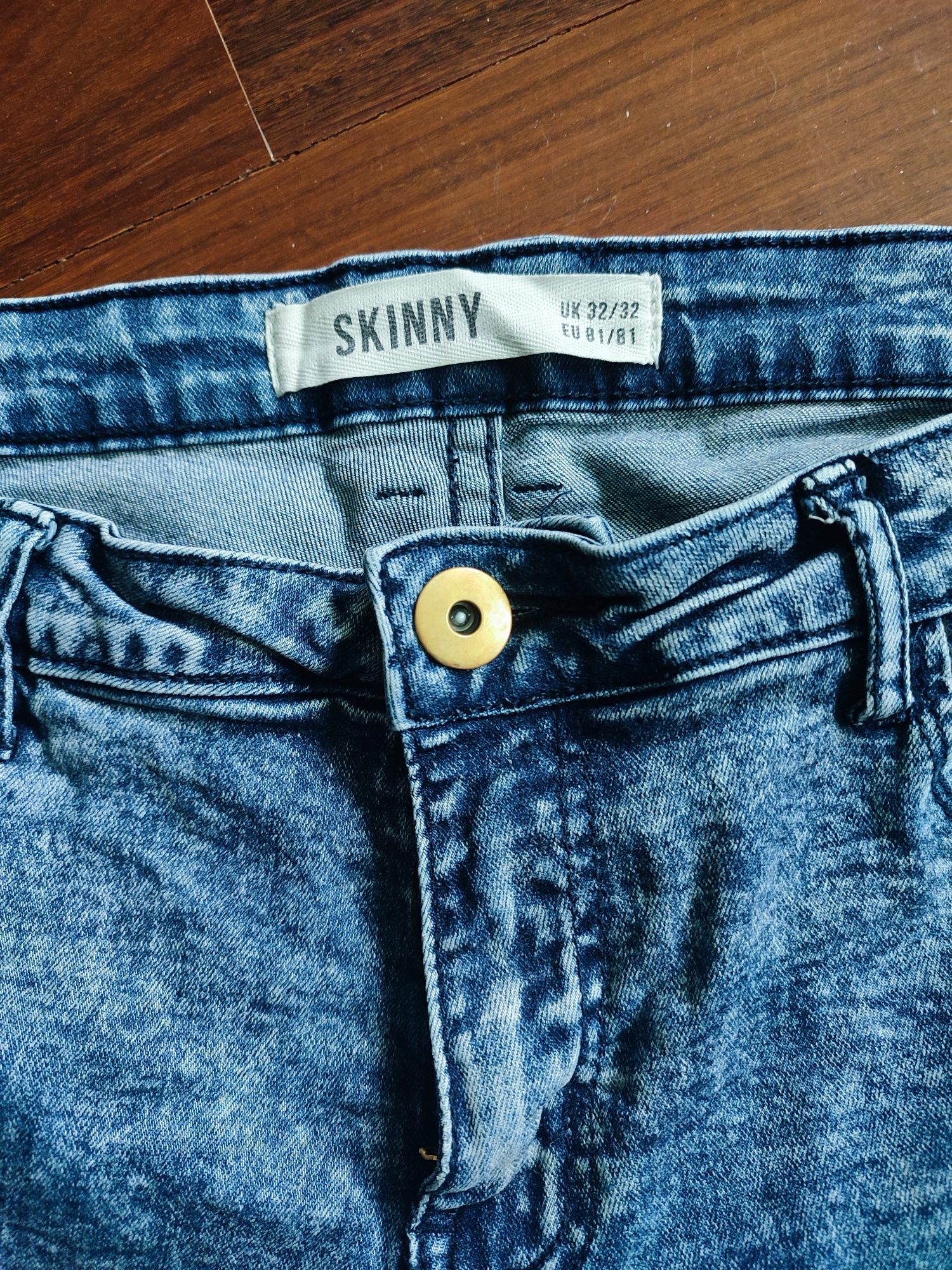 Мужские шорты фирмы "SKINNY"