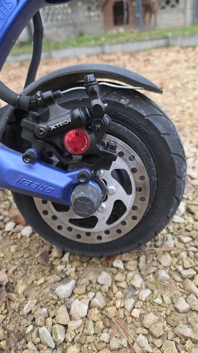 Hulajnoga elektryczna Kaabo mantis 8  niebieski