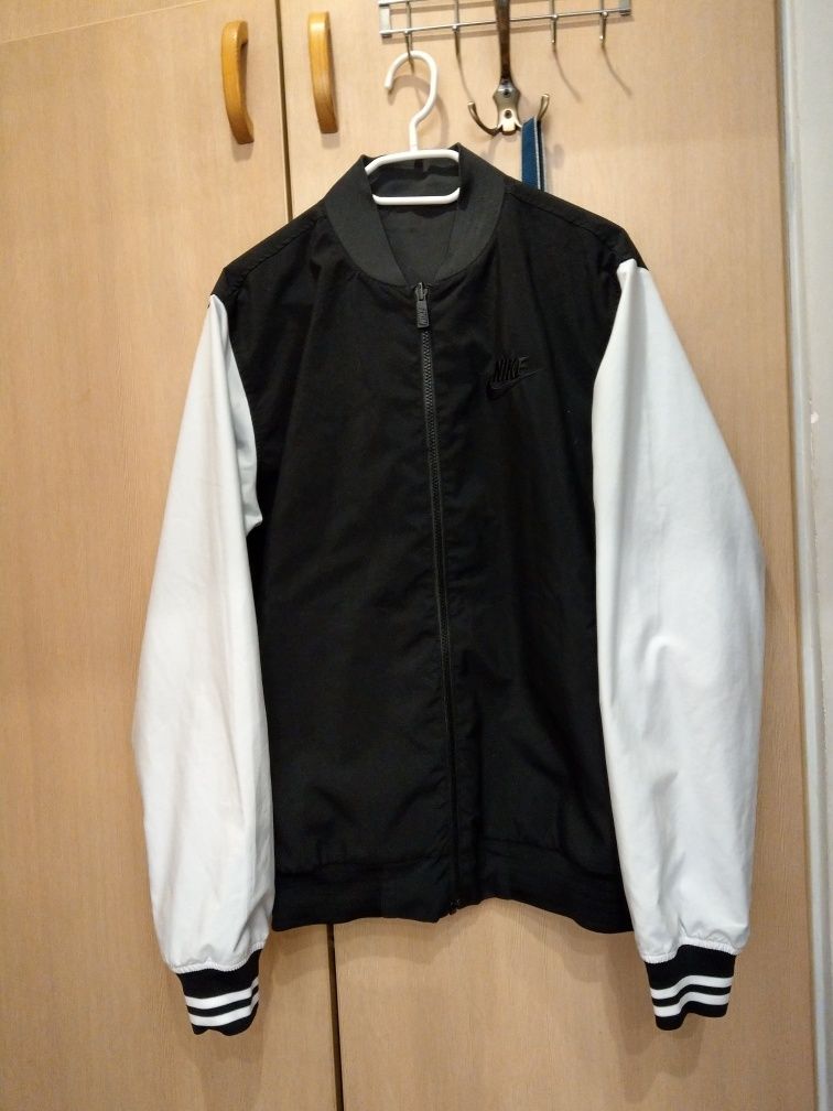 kurtka bomberka Nike haft logo(unisex)