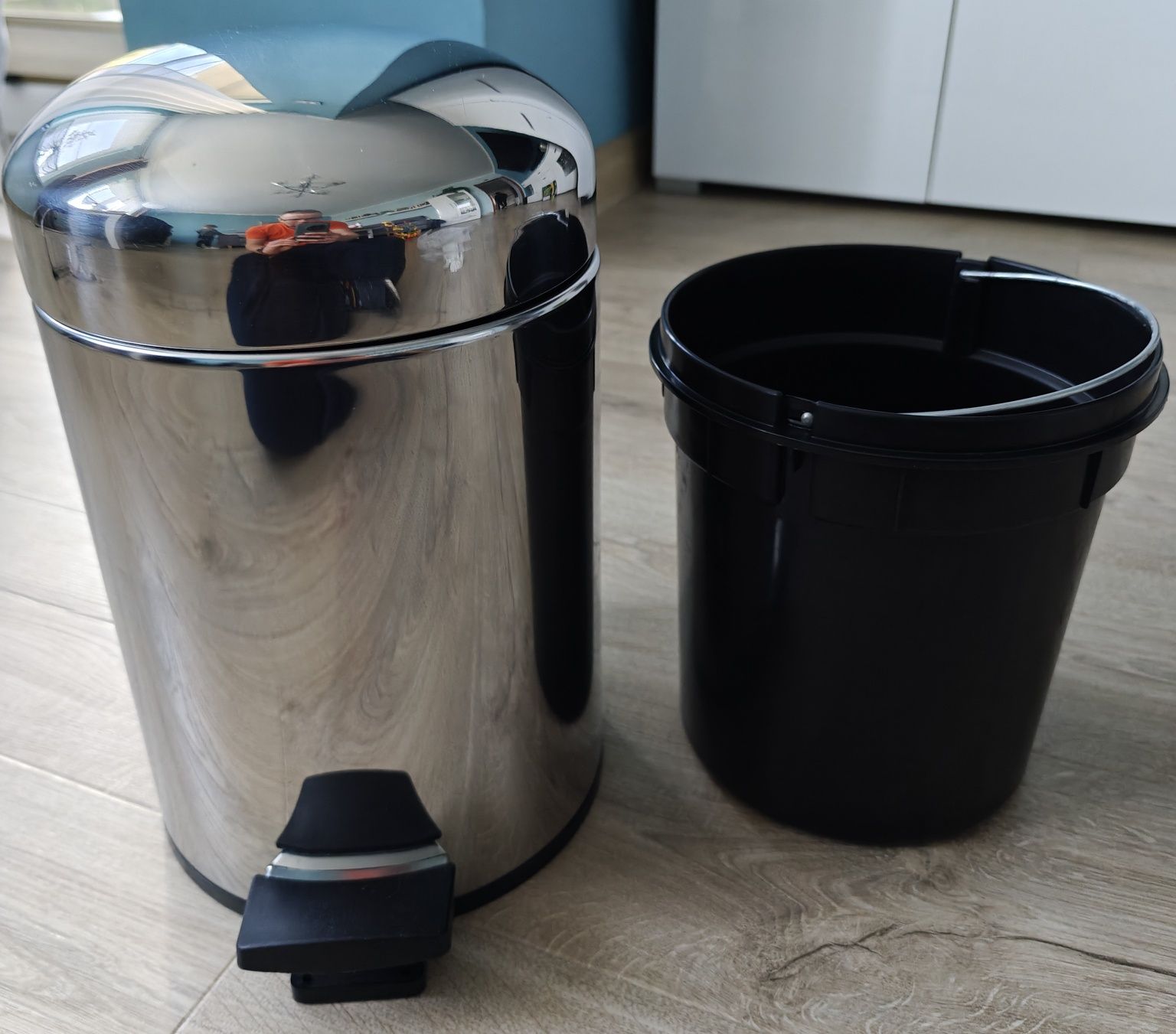 Kosz na śmieci z pedałem BRABANTIA przeciwzapachowy 5L