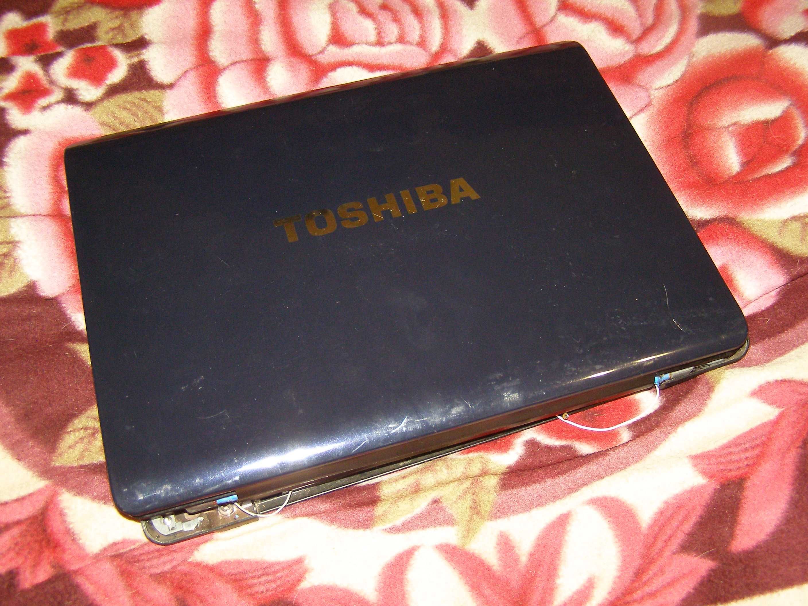 Ноутбук Tochiba PSAE3E- 05V01VRU на разбор.