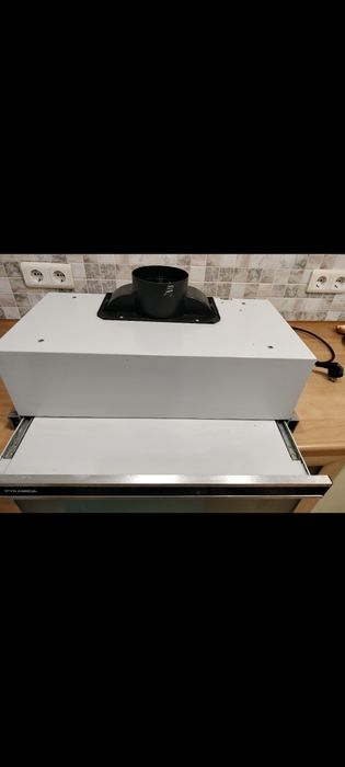 Витяжка кухонна Пираміда. Б/ у