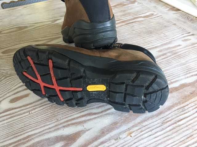 Bota de Homem COMPORT Tamanho 40