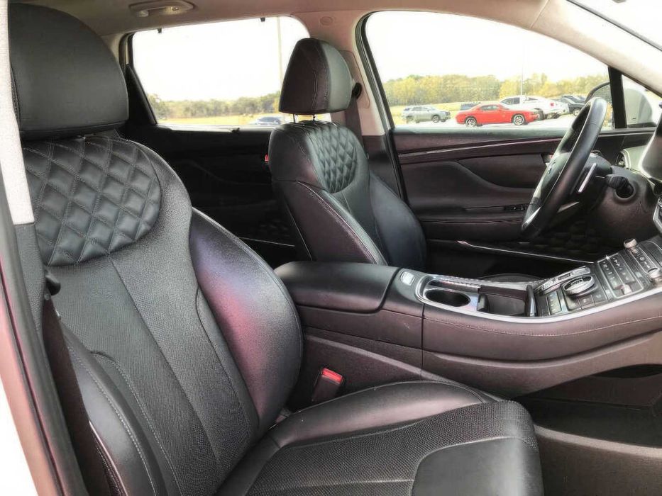 Hyundai Santa Fe      2021