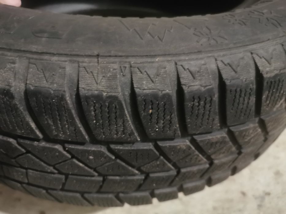 Opony zimowe 185/60 R14