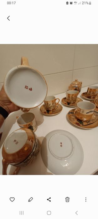 Serviço de café em porcelana pintado à mão impecável