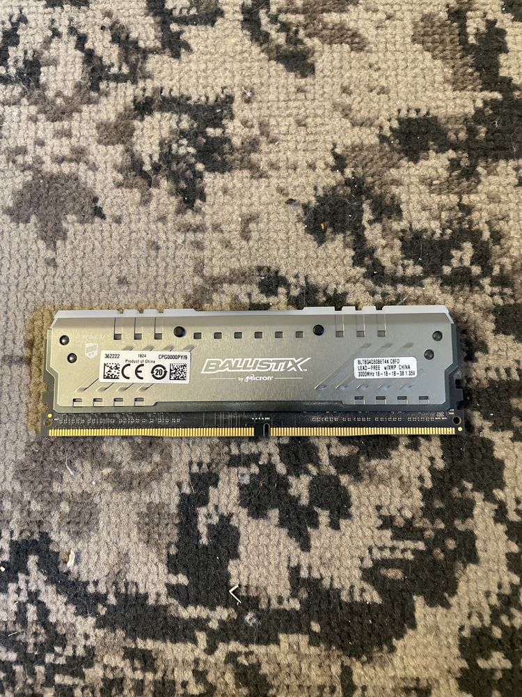 Crucial Ballistix Tactical Tracer 8GB