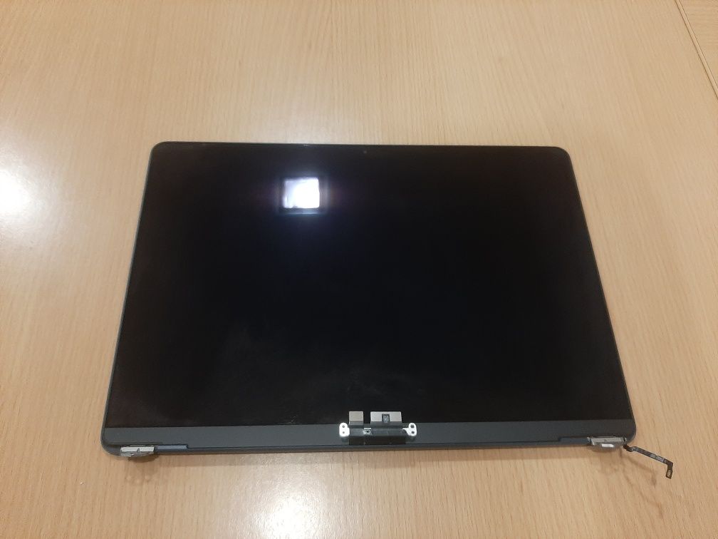 Ecrã Macbook Air 13 M2 (a2681)