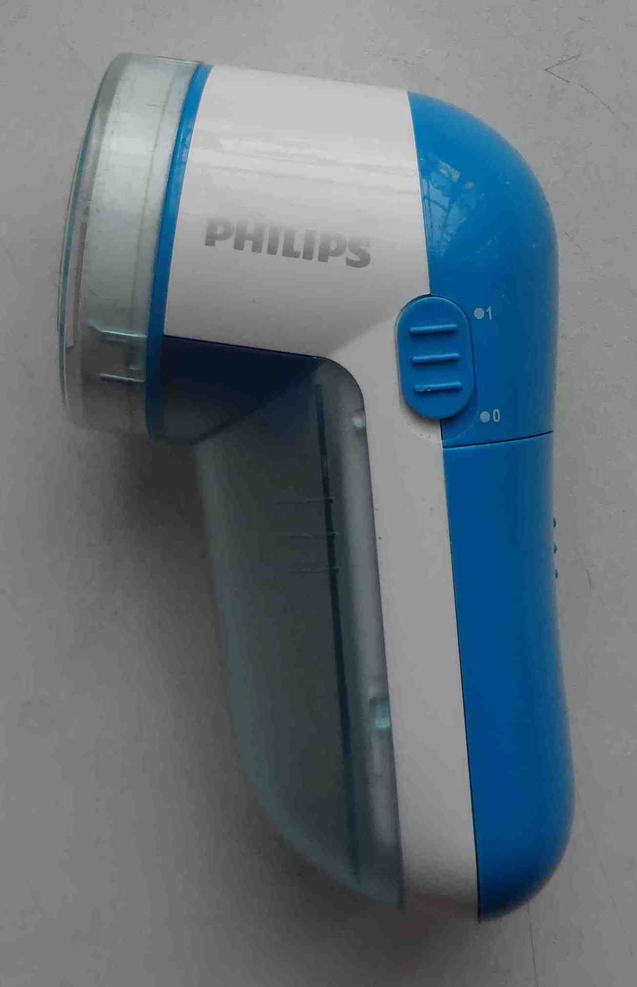 Philips GC026 машинка для стрижки катышков