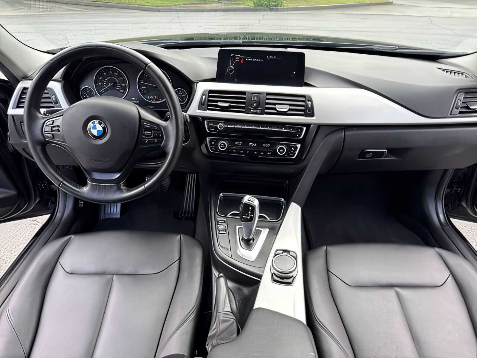 2016 BMW 3 Series 320i