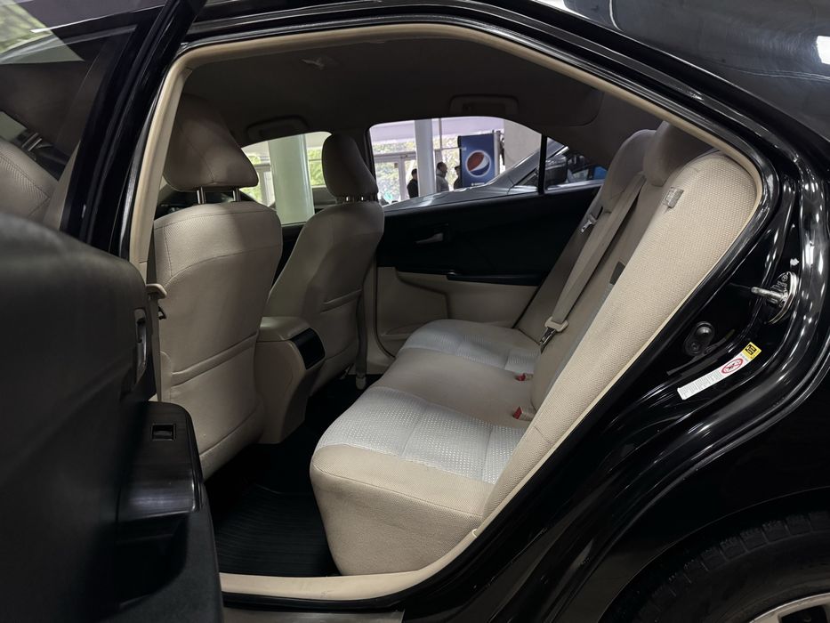 Toyota Camry VII (XV50) 2.5і 16V 6АКПП 2011 р.в. (178 к.с.)