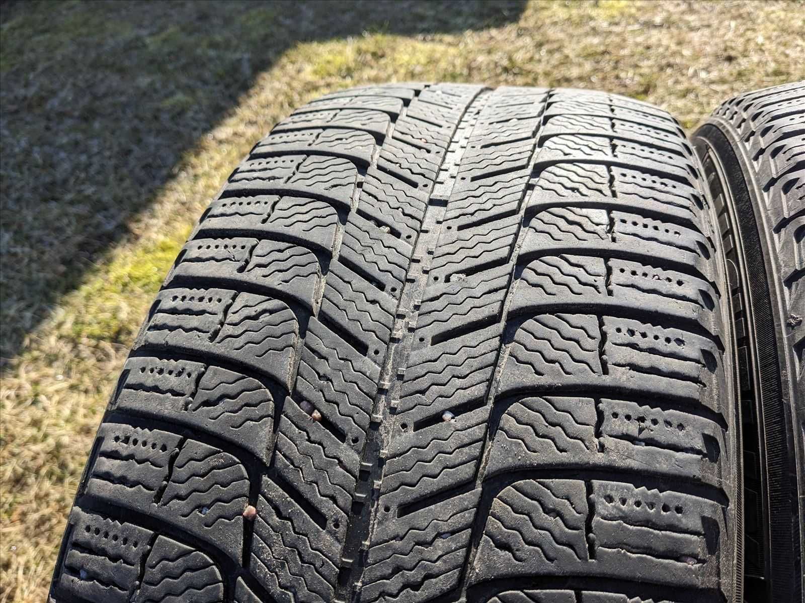 Шини зимові 225 55 17 Michelin X-ICE