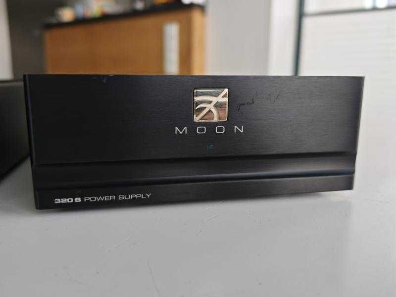 Przedwzmacniacz gramofonowy Simaudio MOON 310LP + zasilacz 320S