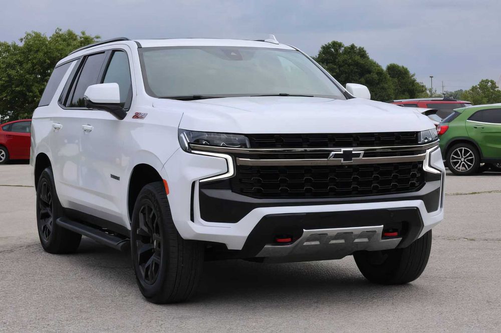 Chevrolet Tahoe      2022