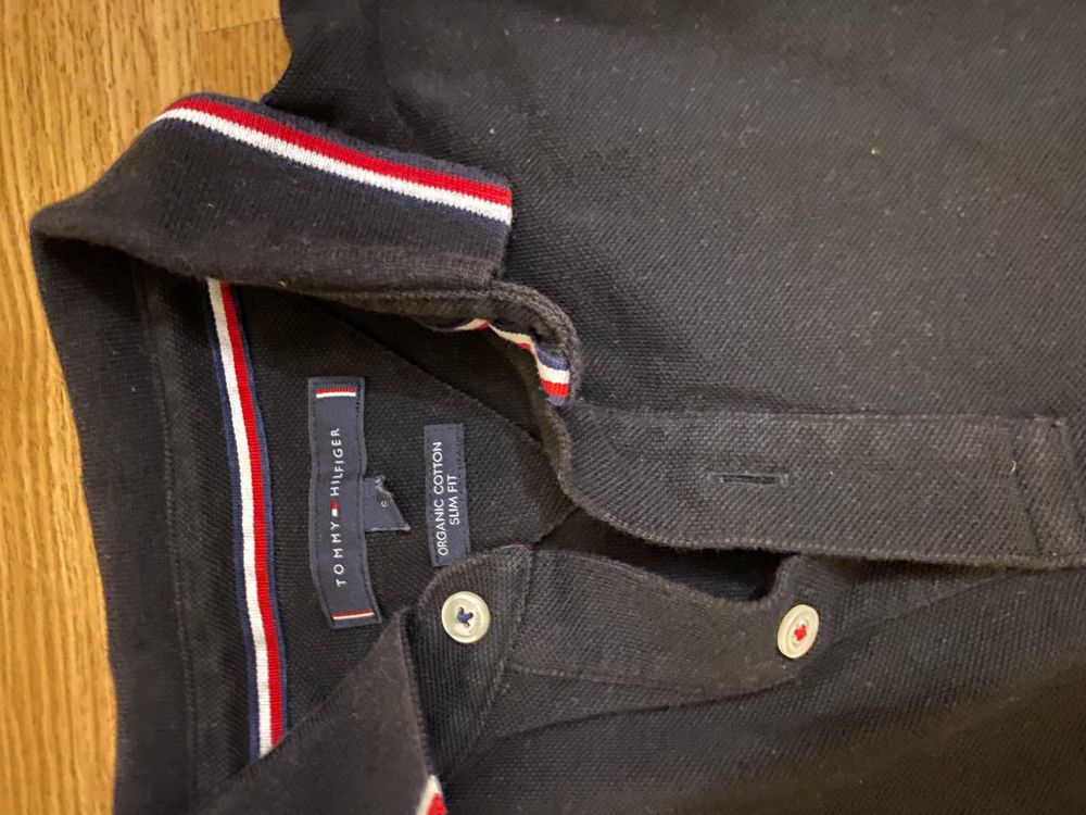 polo tommy preto