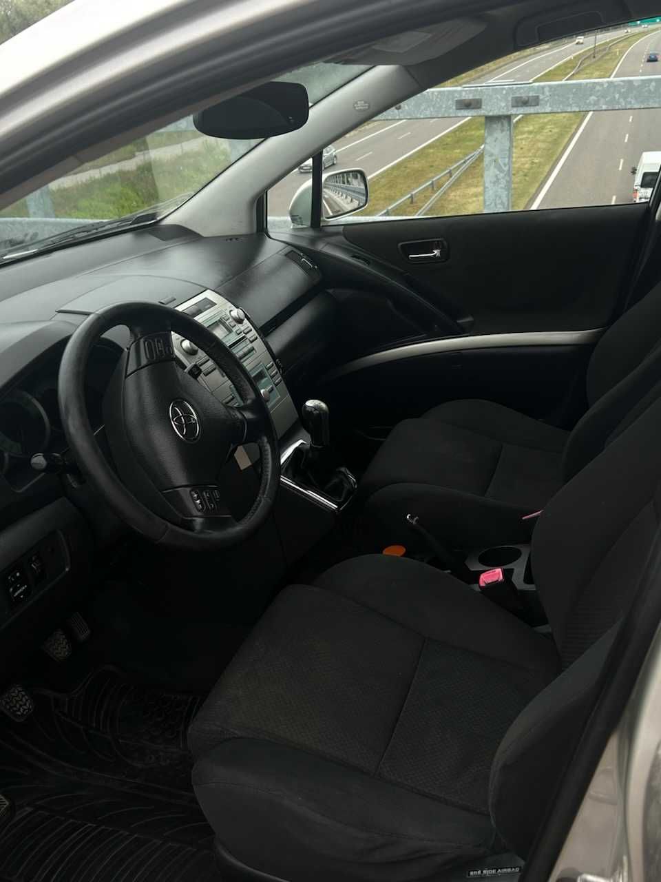 Sprzedam Toyote Corolle Verso