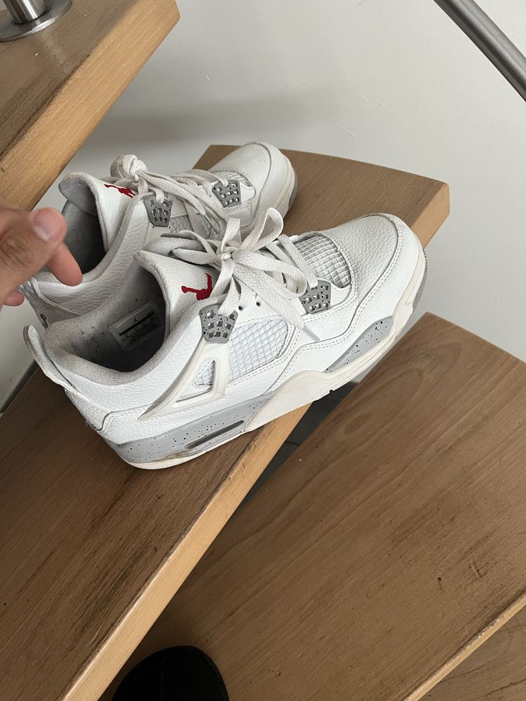 Air Jordans Retro 4