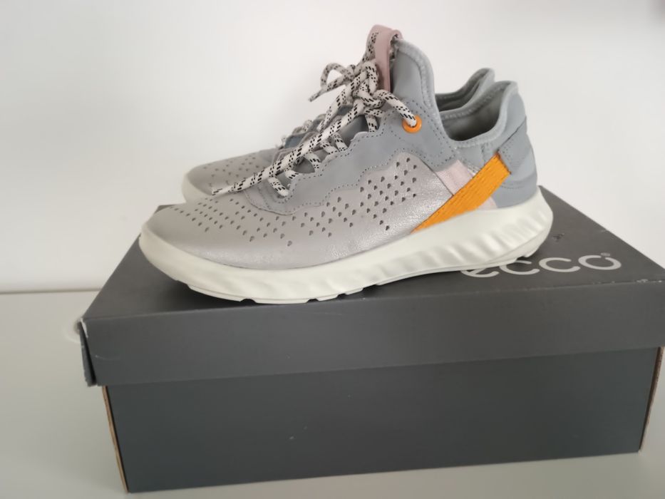 Sneakersy Ecco SP.1 LITE K rozm. 33 skóra naturalna jak nowe