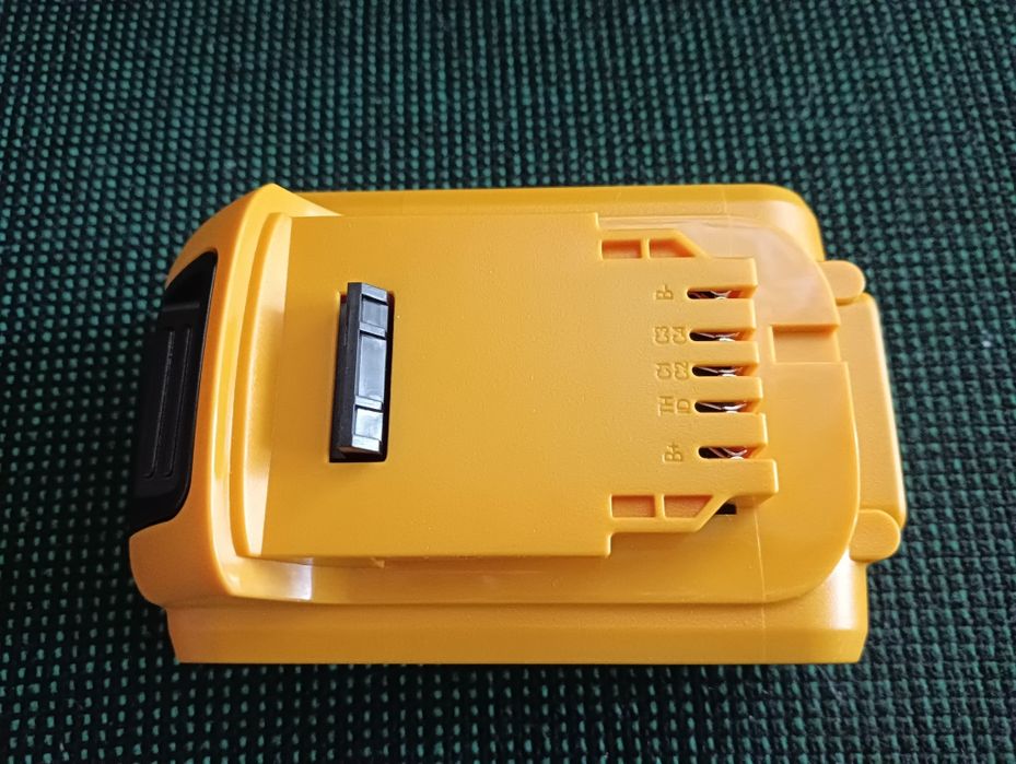 Bateria DeWalt 20V 8AH