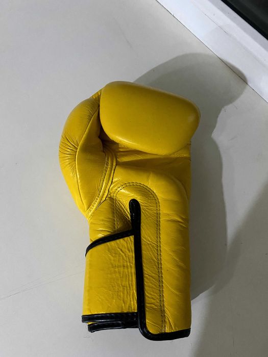 Оригінальні боксерські рукавиці Fairtex BGV6 (14 унцій), + бинти 5 м