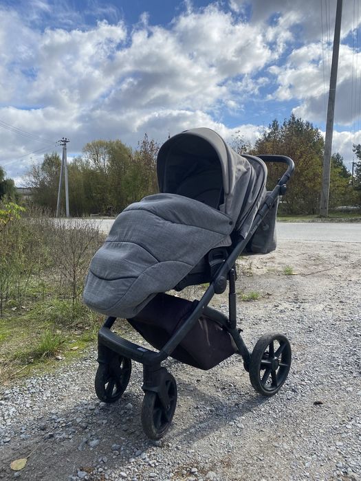 Коляска Roan bass next