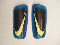 Детские подростковые футбольные щитки Nike Mercurial Lite на 140-150см