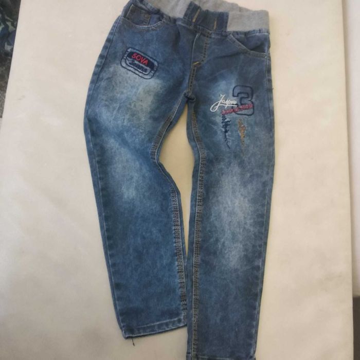 Продам джинсы стрейч весна лето, без утепления, разные. 50грн.