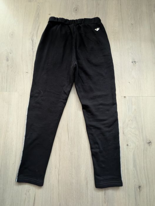 Spodnie dresowe 4F rozm 158/164 dziewczęce