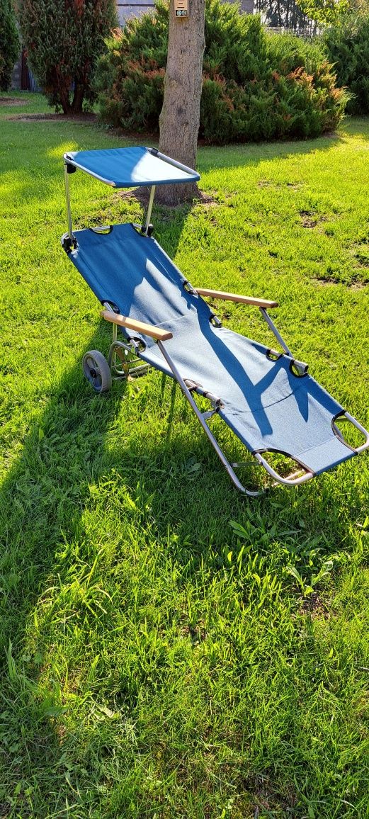 Leżak sprzedam możliwością składania jako wózek transpirtowy na plażę